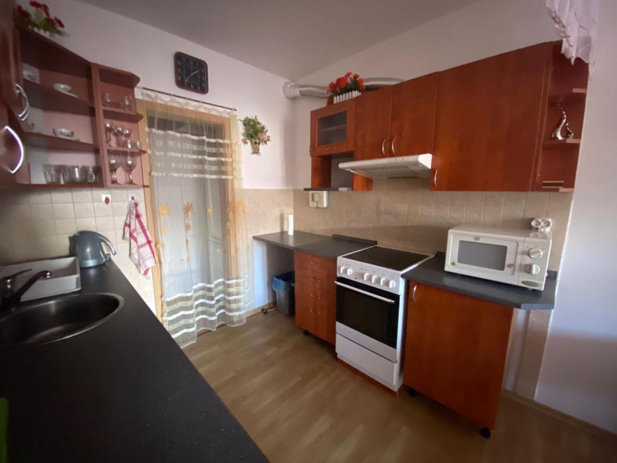 Apartman Tanas Atlantis Tabor Apartment Exterior photo